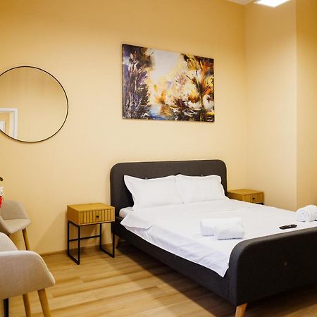 Studio In Old Town'S 1752 Hotel Timisoara Exterior photo